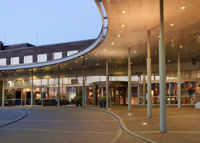  Helsinki Entrance
