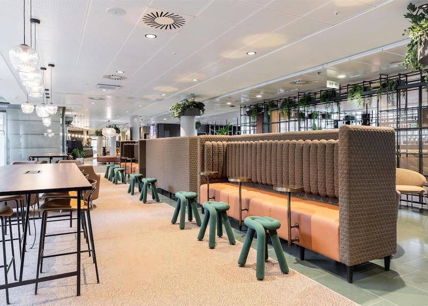 Uusimaa Helsinki Bar (on property)