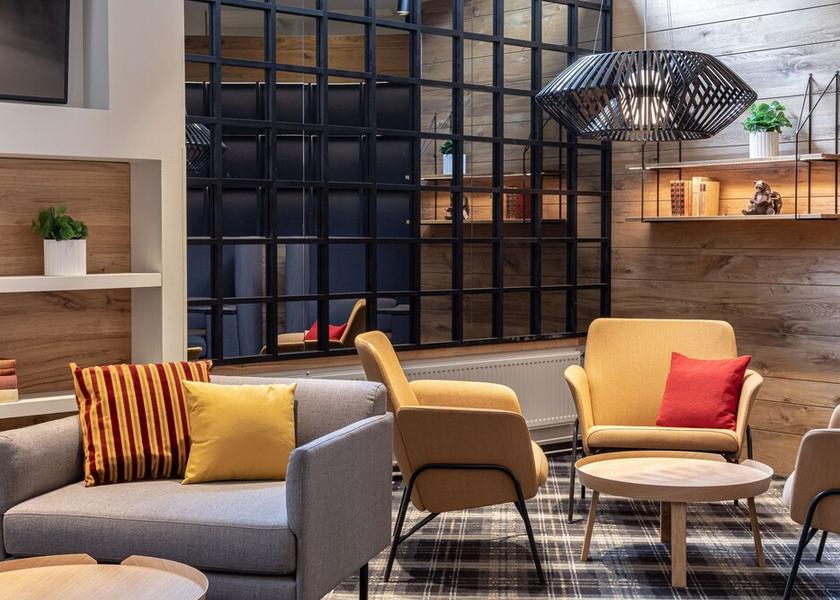  Helsinki Lobby