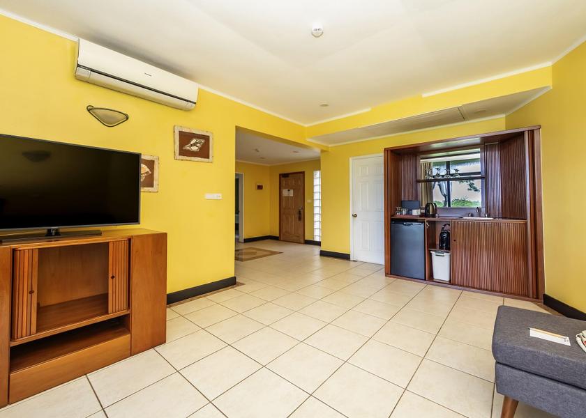 Western Division Nadi Separate living room