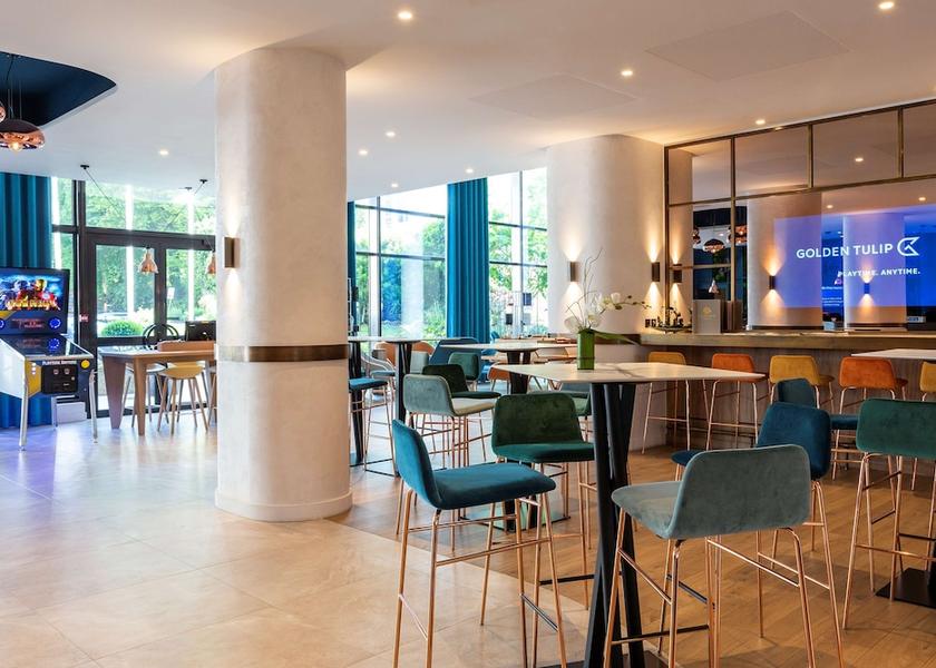Auvergne-Rhone-Alpes Aix-Les-Bains Lobby