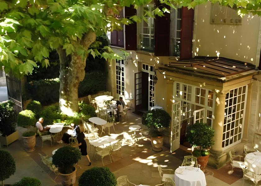 Provence-Alpes-Côte d'Azur Avignon Hotel Exterior
