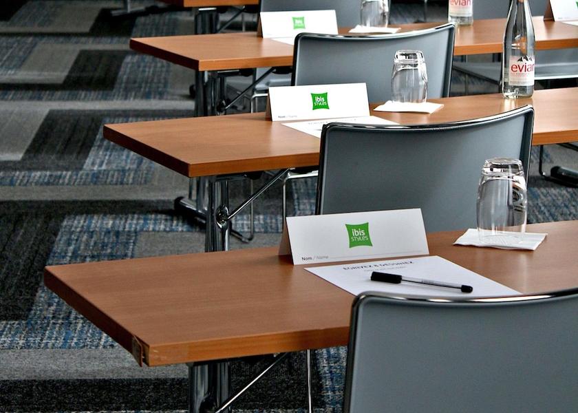 Provence-Alpes-Côte d'Azur Avignon Meeting facility