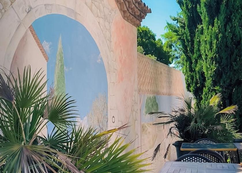 Occitanie Beaucaire Exterior Detail