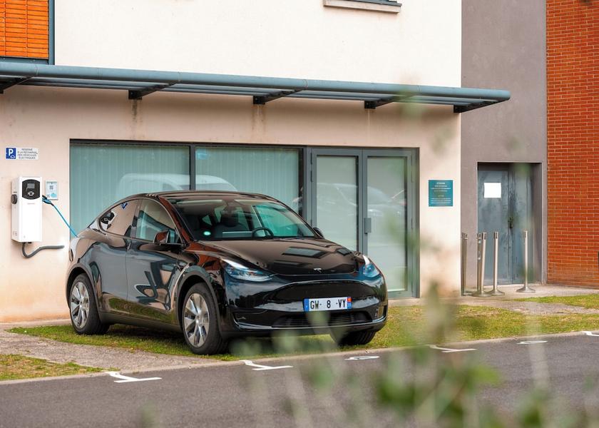 Occitanie Blagnac Parking