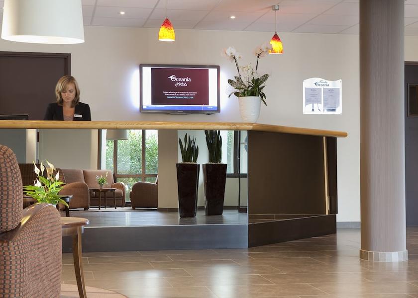 Pays de la Loire Bouguenais Reception