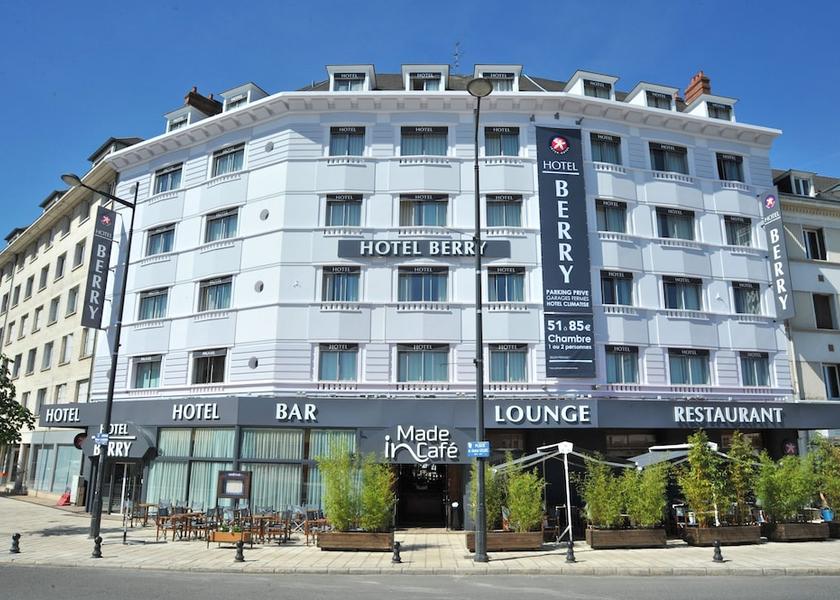 Centre - Loire Valley Bourges Facade