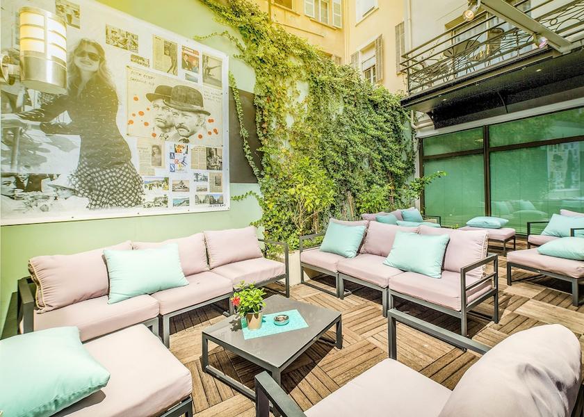 Provence-Alpes-Côte d'Azur Cannes Terrace/patio