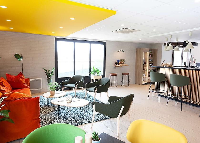Auvergne-Rhone-Alpes Clermont-Ferrand Lobby