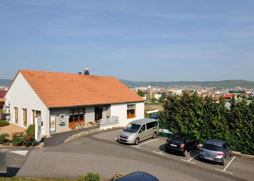 Auvergne-Rhône-Alpes Clermont-Ferrand exterior view