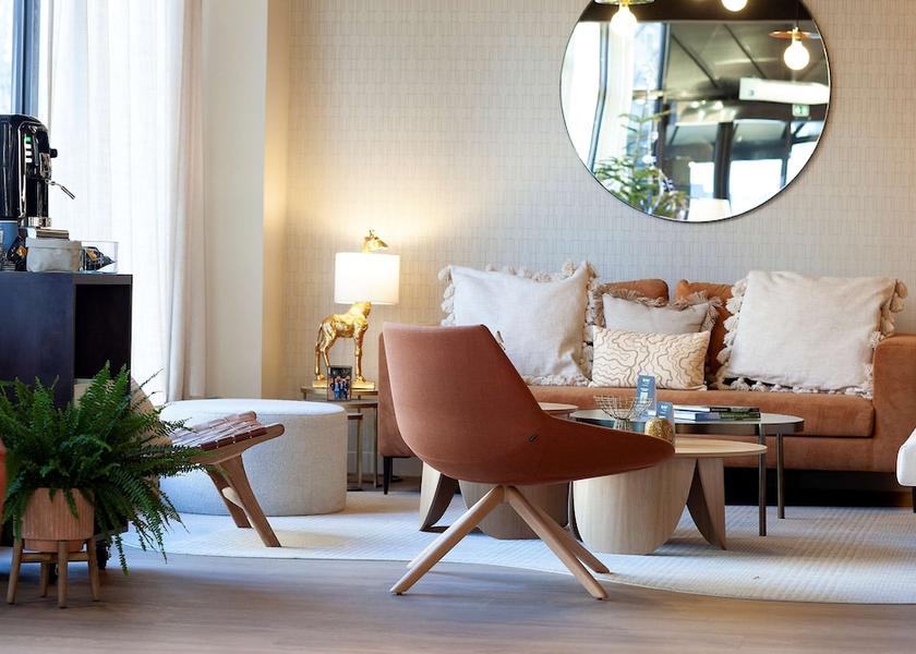 Auvergne-Rhone-Alpes Clermont-Ferrand Lobby