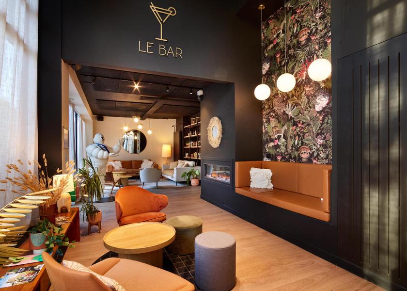 Auvergne-Rhone-Alpes Clermont-Ferrand bar