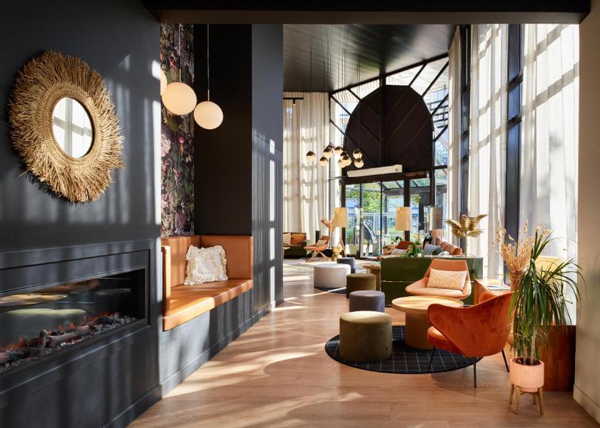 Auvergne-Rhone-Alpes Clermont-Ferrand bar