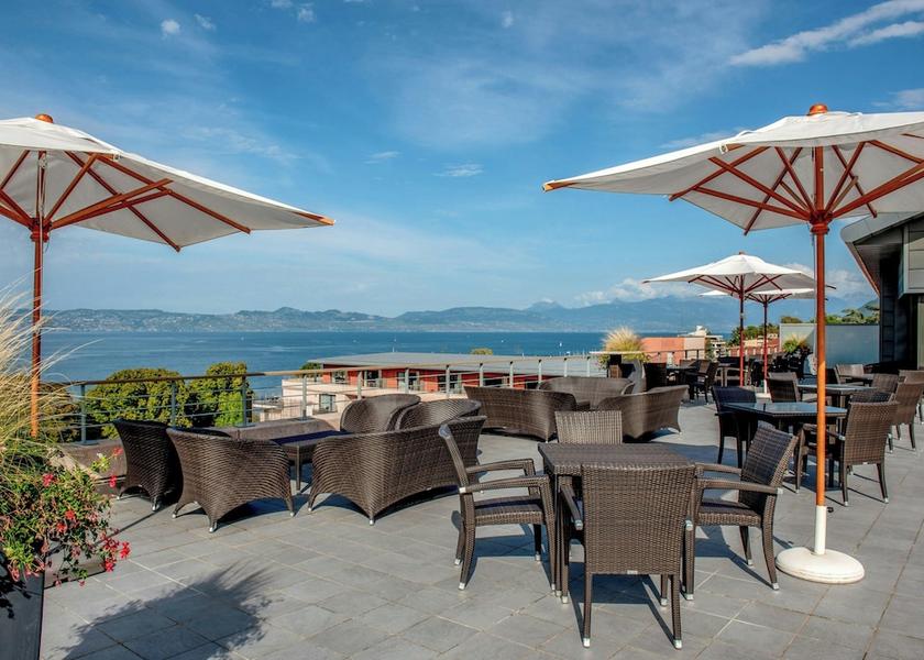 Auvergne-Rhône-Alpes Evian-les-Bains Terrace/patio