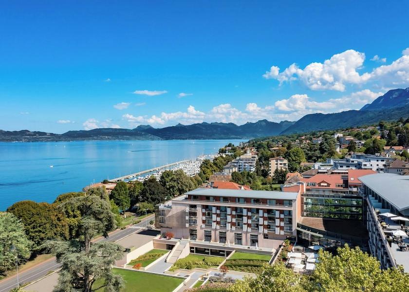 Auvergne-Rhône-Alpes Evian-les-Bains Exterior