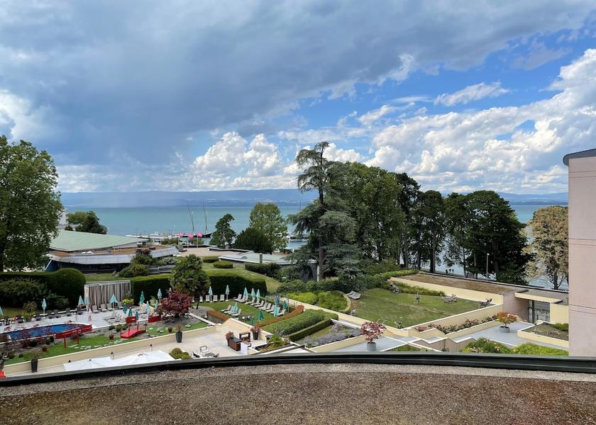 Auvergne-Rhône-Alpes Evian-les-Bains Garden view