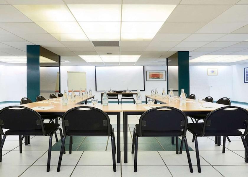 Auvergne-Rhône-Alpes Grenoble Meeting Room
