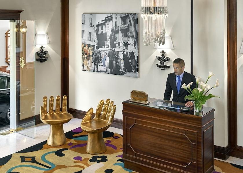 Provence-Alpes-Côte d'Azur Antibes Concierge desk