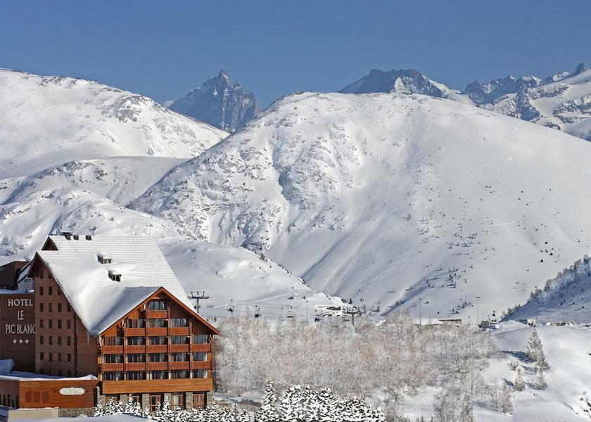 Auvergne-Rhone-Alpes Huez Mountain View
