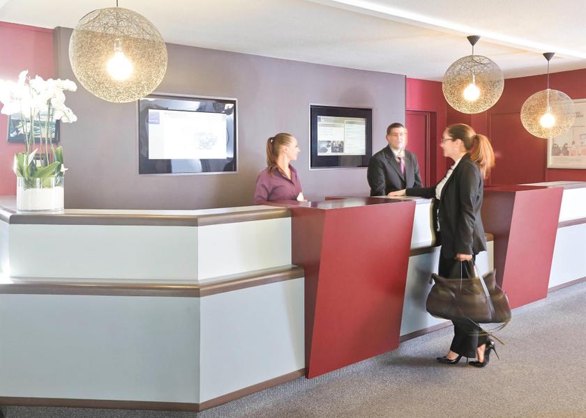 Provence - Alpes - Cote d'Azur Marseille reception