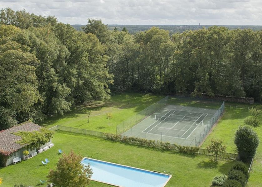 Centre - Loire Valley Montlouis-sur-Loire Pool