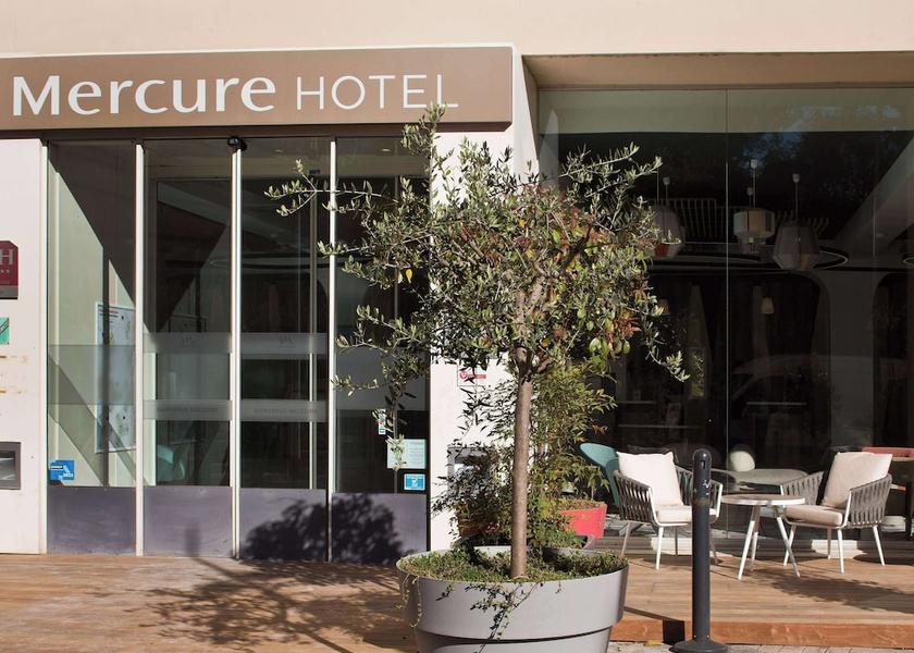 Occitanie Montpellier Exterior Detail