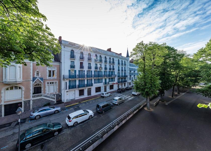 Auvergne-Rhone-Alpes Neris-les-Bains Primary image