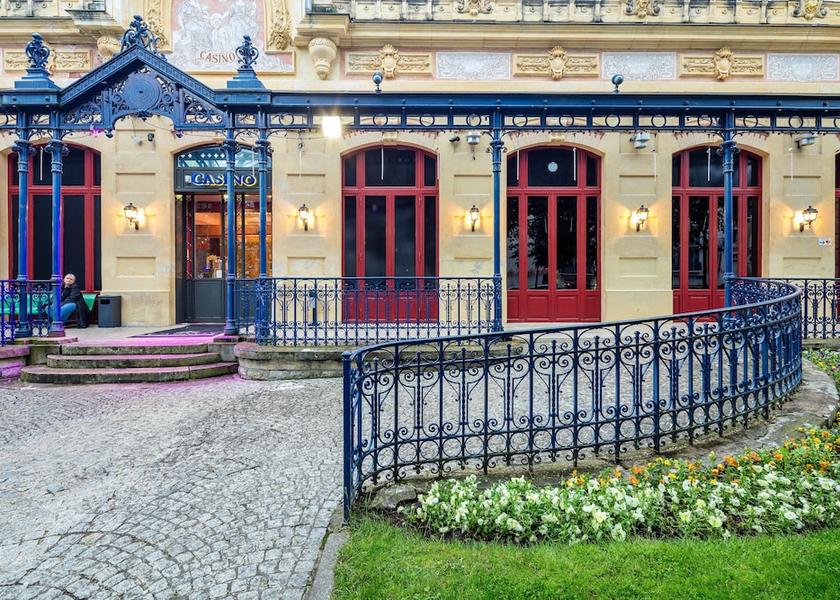 Auvergne-Rhone-Alpes Neris-les-Bains Casino