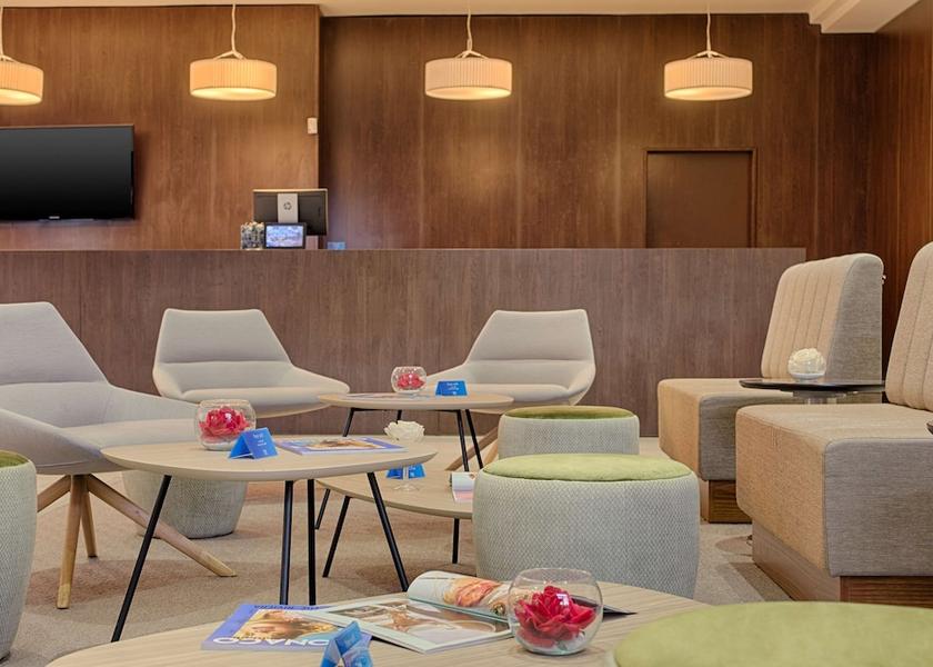 Provence - Alpes - Cote d'Azur Nice Lobby