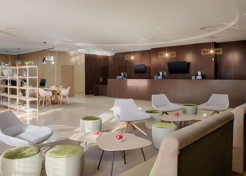 Provence - Alpes - Cote d'Azur Nice Lobby