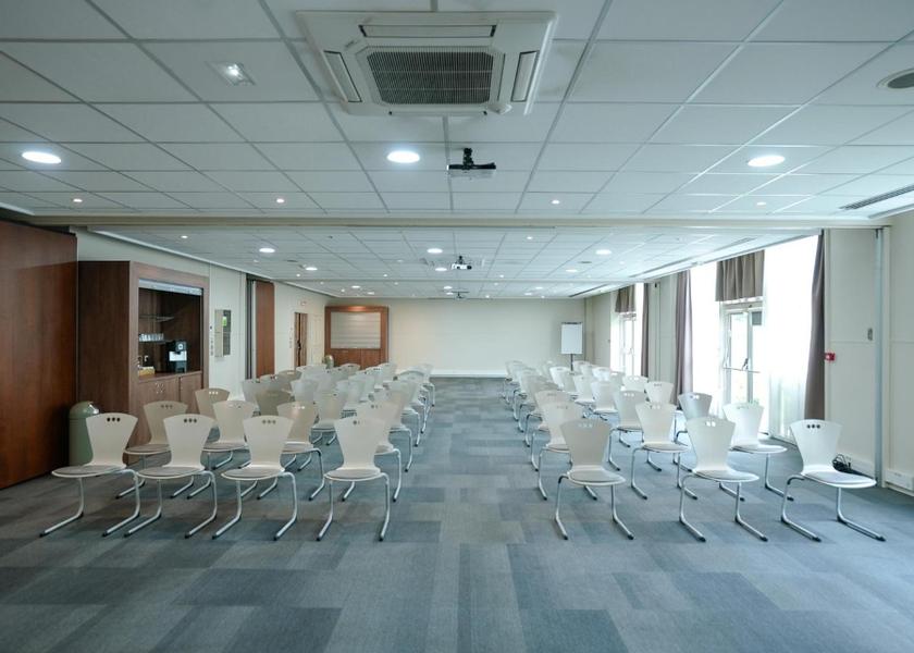 Ile-de-France Roissy-en-France meeting room / ballrooms