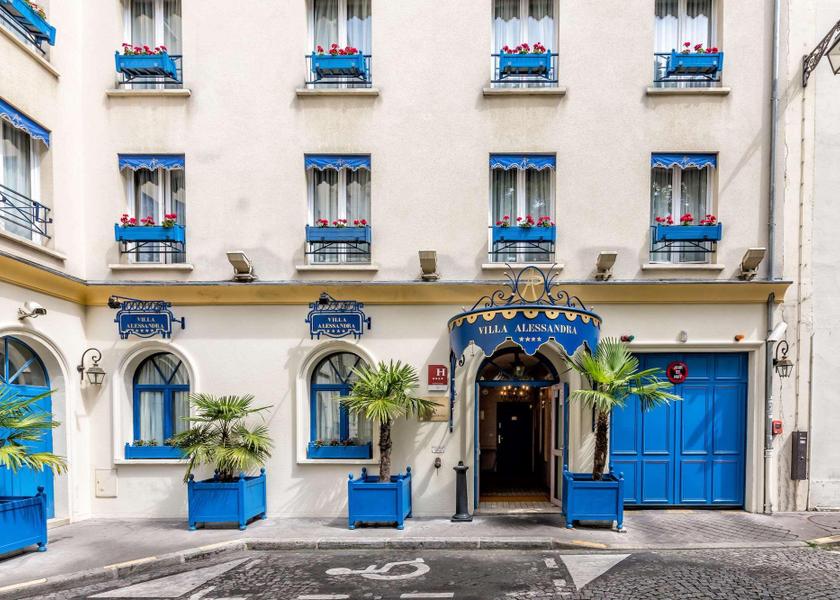 Île-de-France Paris Hotel Exterior