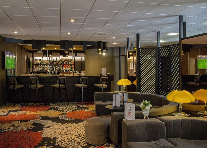 Brittany Quimper Lounge
