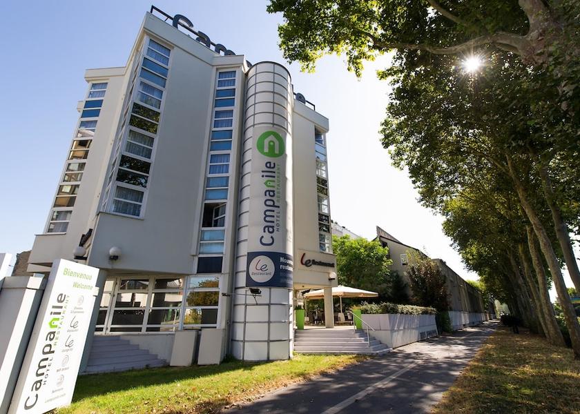 Grand Est Reims Front of property