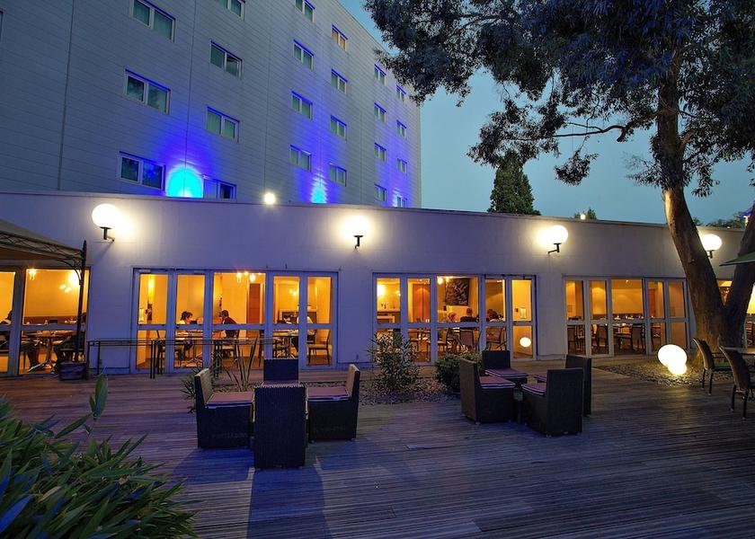 Ile-de-France Rungis Terrace