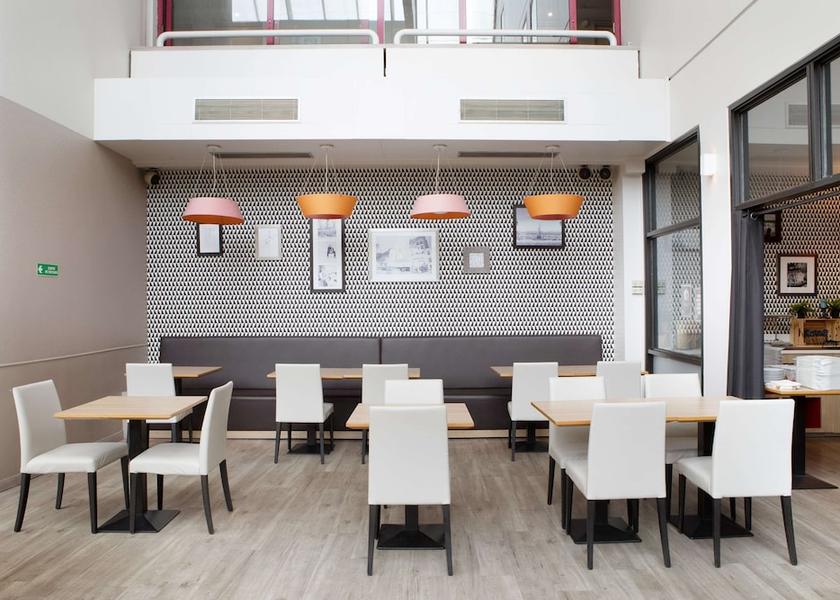 Ile-de-France Saint-Maurice Lobby