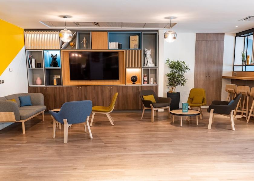 Auvergne-Rhone-Alpes Tassin-la-Demi-Lune Exterior