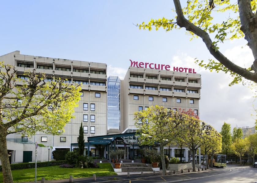 Ile-de-France Vanves Facade