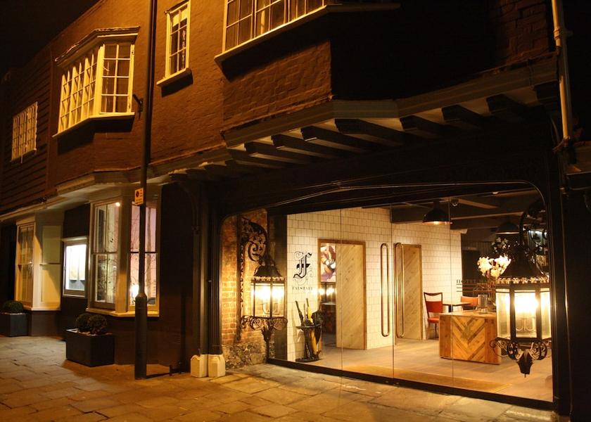 England Canterbury Facade