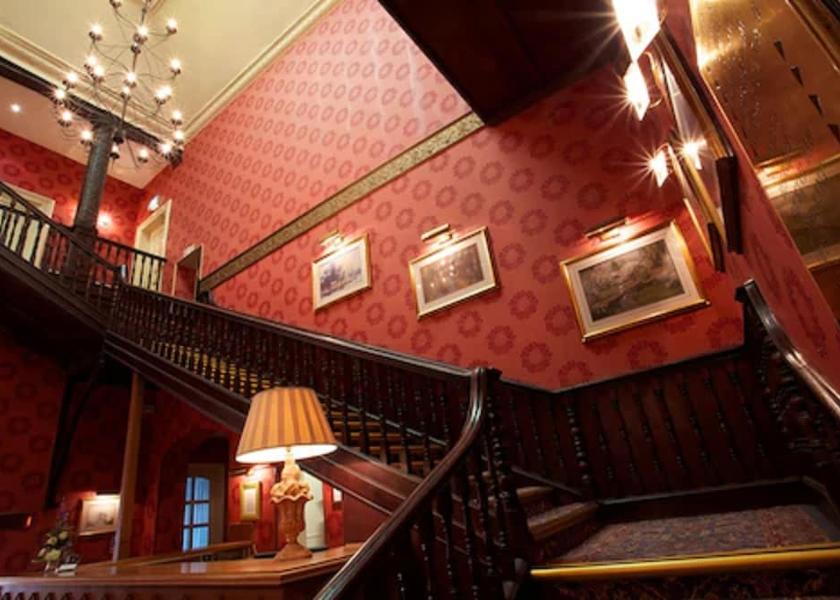 England Coulsdon Staircase