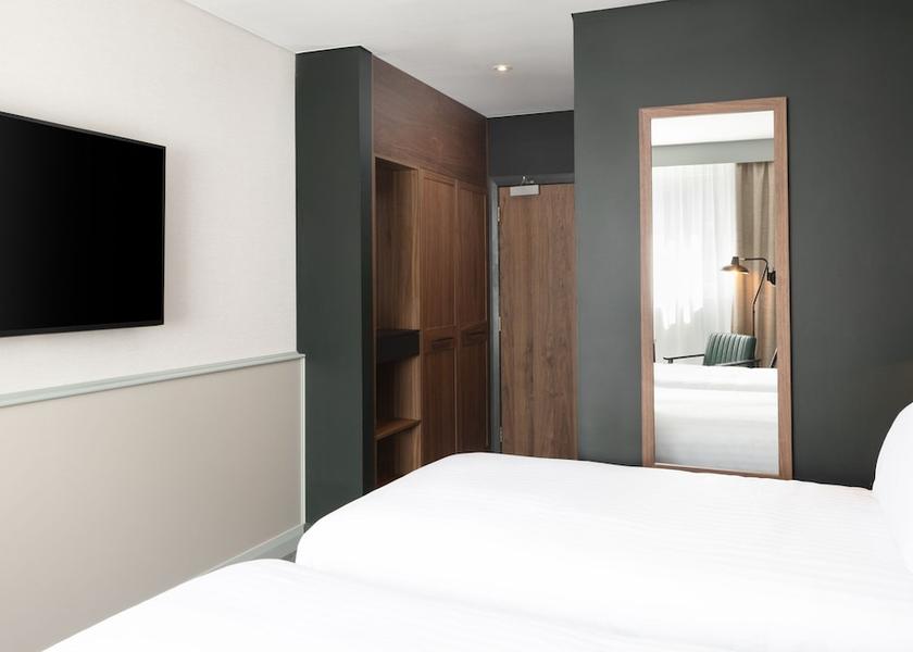 Scotland Edinburgh Room