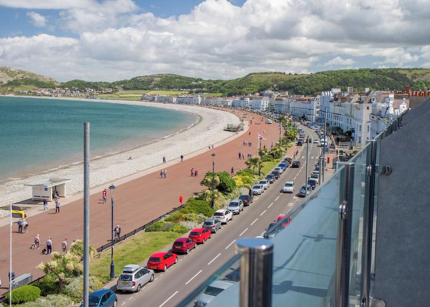 Wales Llandudno Terrace/patio