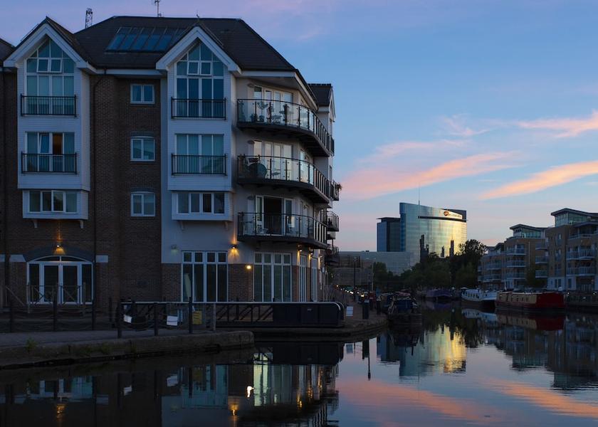 England Brentford Exterior Detail