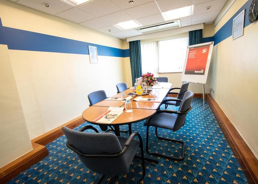 England Newcastle-upon-Tyne Meeting facility