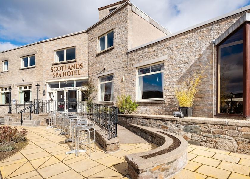 Scotland Pitlochry Terrace/patio