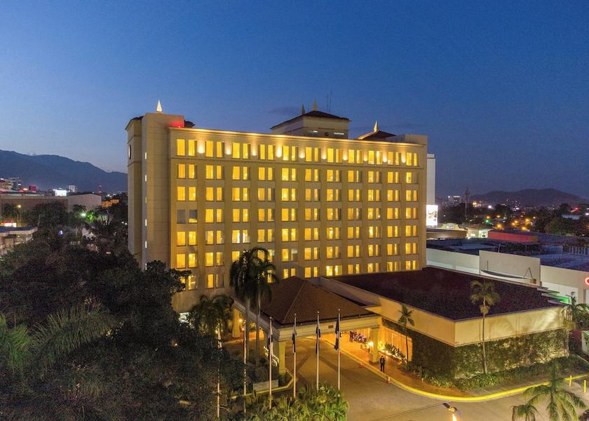 Cortes San Pedro Sula Exterior Detail