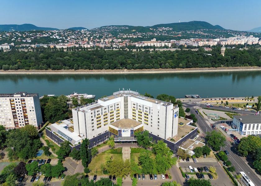  Budapest Exterior Detail