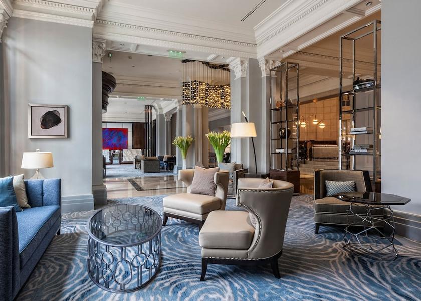 Budapest Lobby