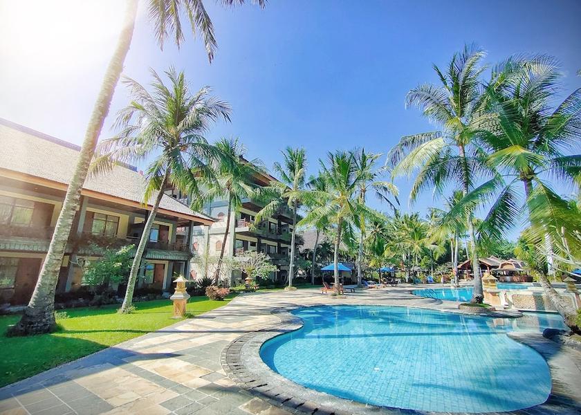  Senggigi Exterior Detail