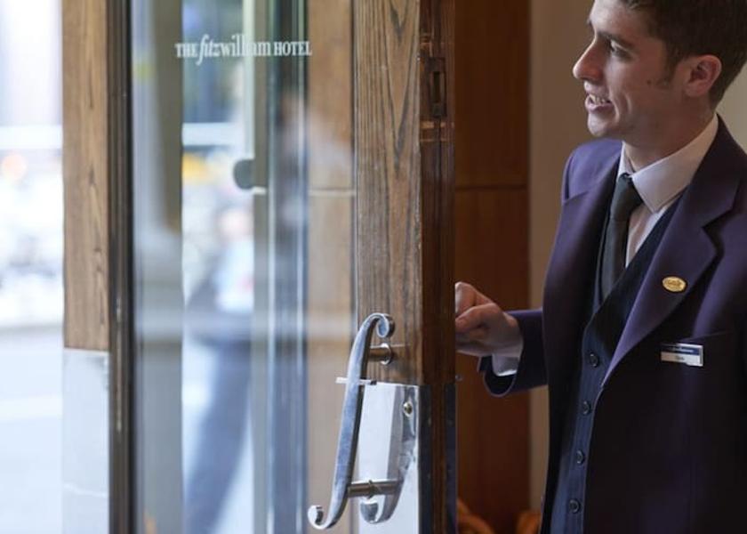  Dublin Concierge desk